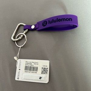 lululemon silicone keychain